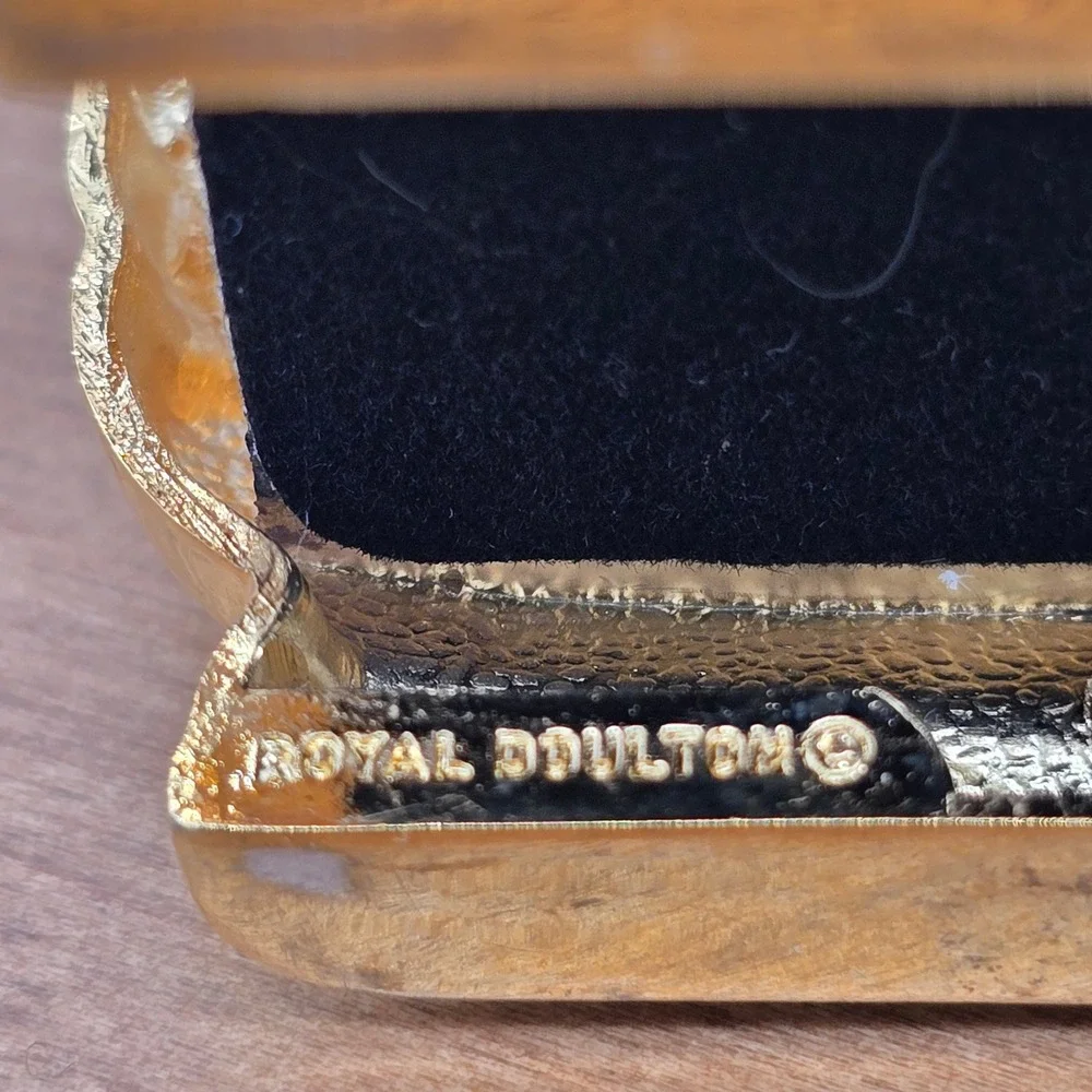 Royal Doulton‎ Gold Fan Rose Napkin Holder Elegant Ornate Table Decor